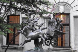 Сад скульптур / Масленица на 8 марта в Одессе с тремя винными дегустациями